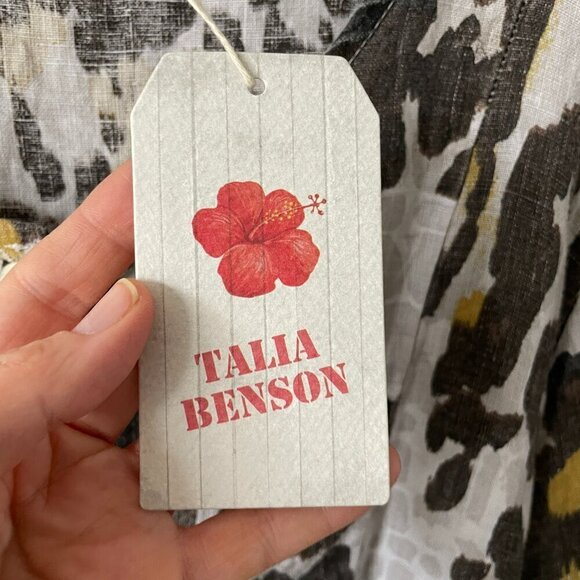 Talia Benson Animal Print Button Front 3/4 Sleeve Blouse Gray Black Medium NEW - Picture 7 of 9